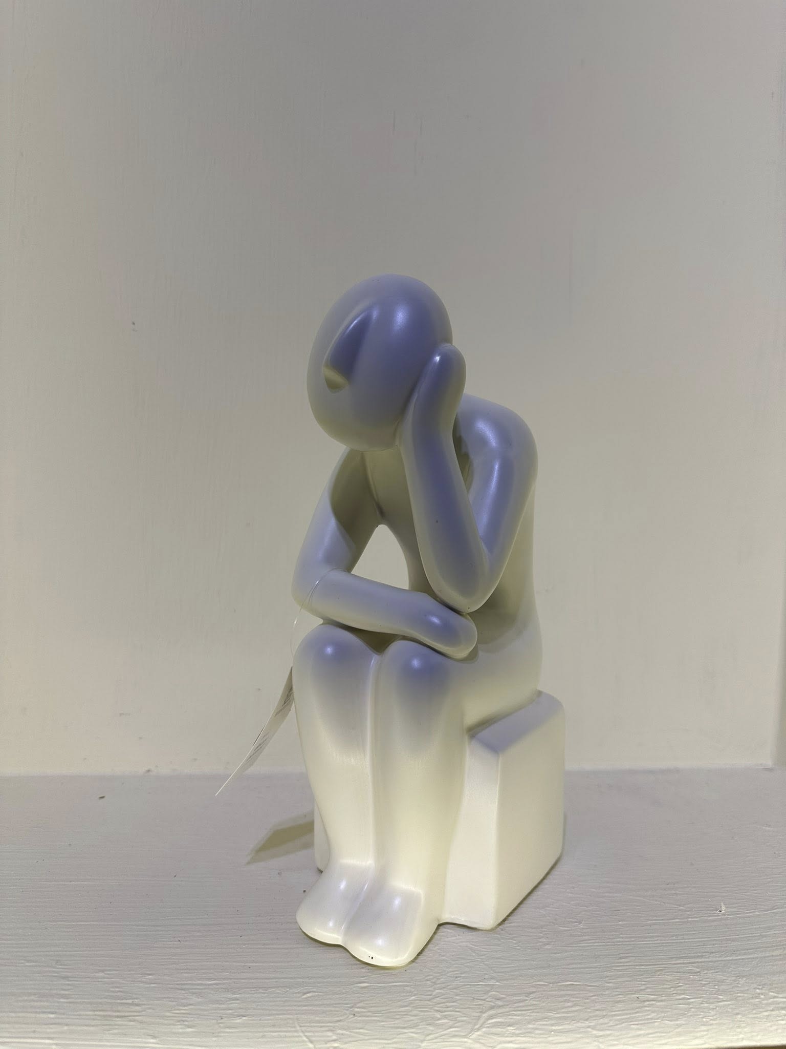 Thinking-Statue