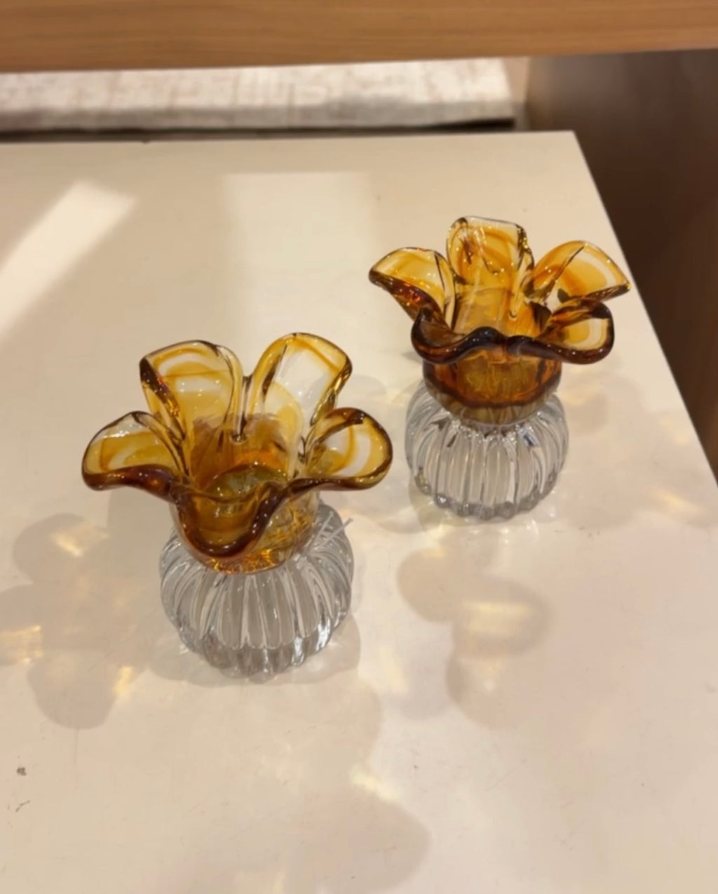 Tealight candleholder